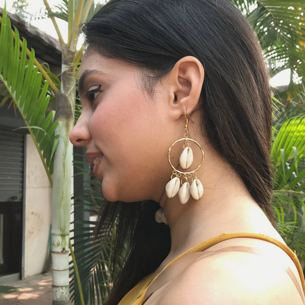 Concha Earrings