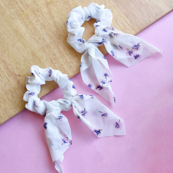 Floral Scrunchies - White